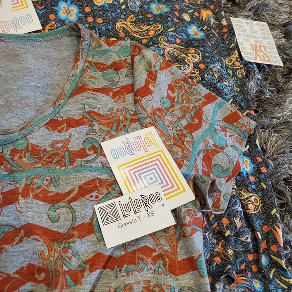 NWT Bundle of 3 LuLaRoe Shirts size XS - Picture 2 of 7